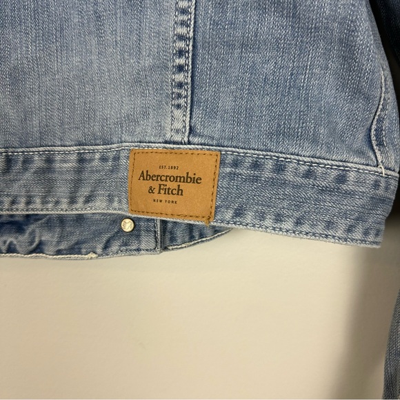 Abercrombie & Fitch Jean Jacket Womens Small Blue Cropped Distressed Denim Y2K - Picture 4 of 11